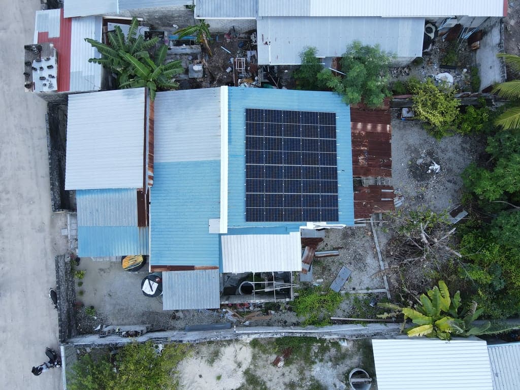 Noomas Vaadhee solar installation