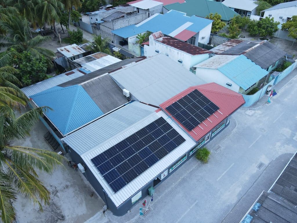Six B solar installation