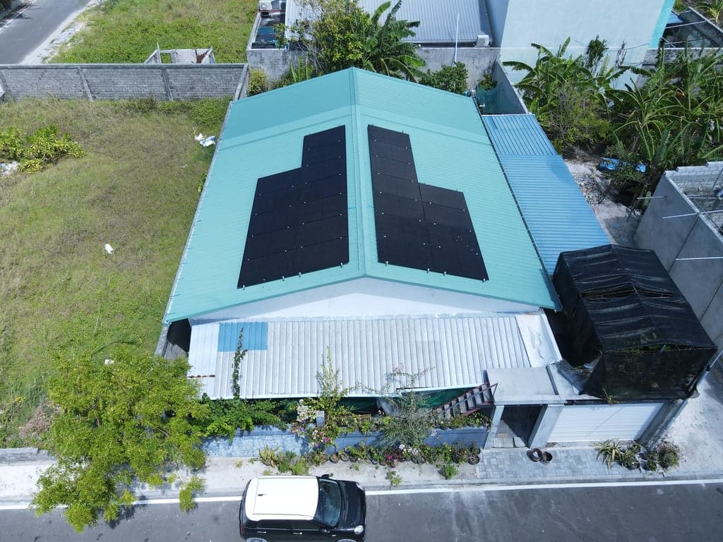 Olhuthera solar installation