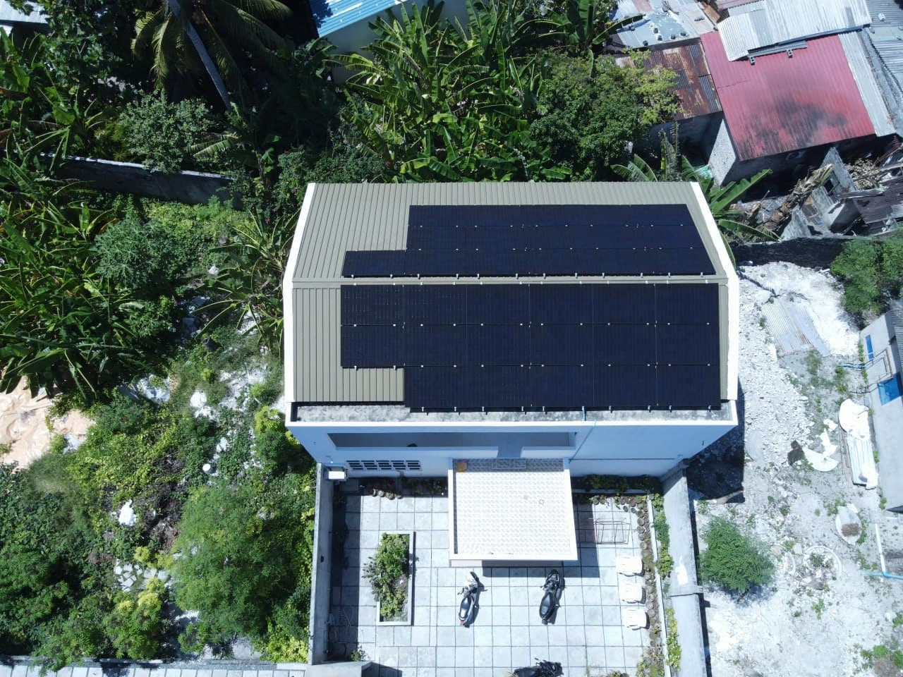 Corner Villa solar installation