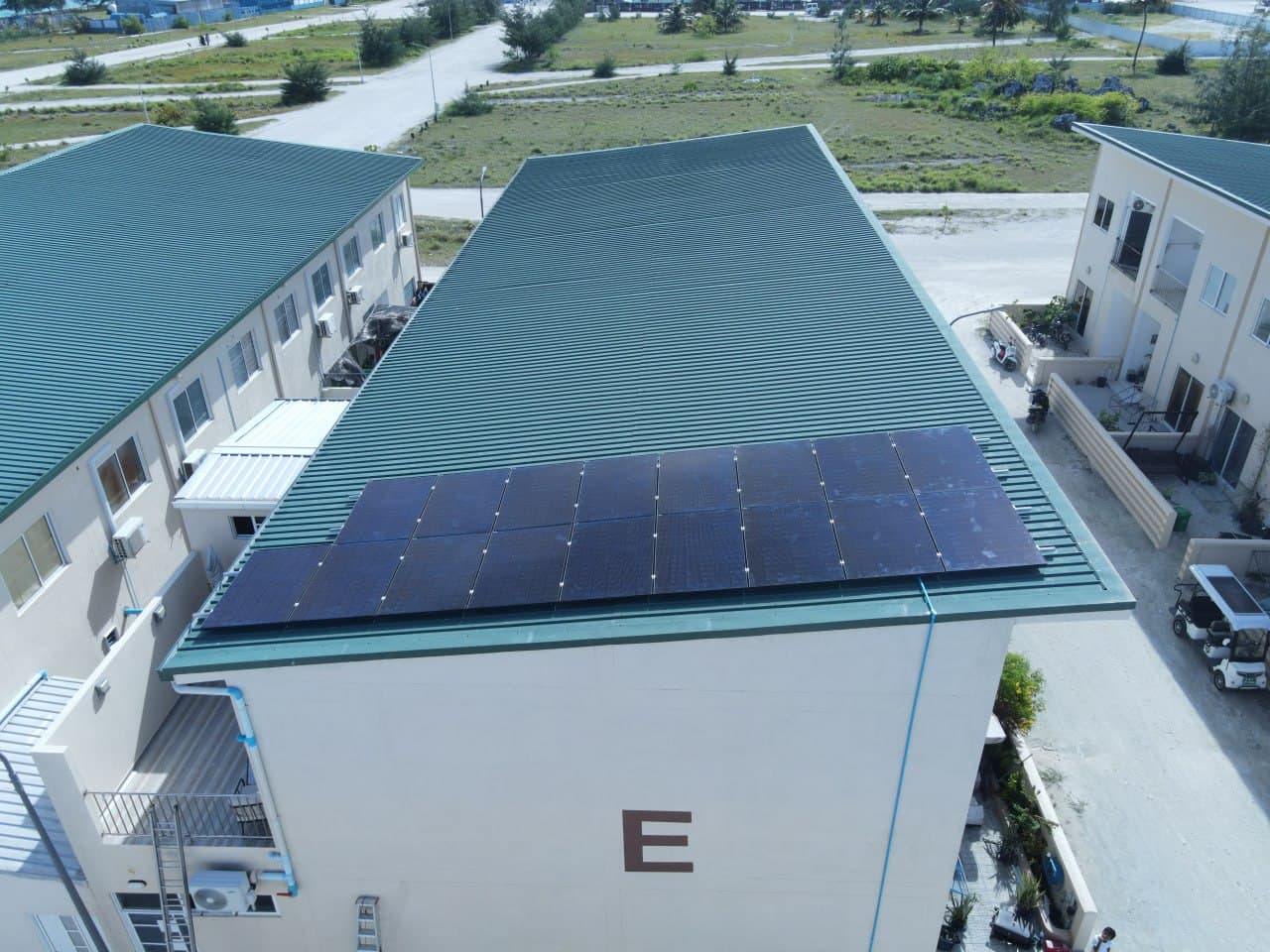 Bandaara Hiya E-05 solar installation